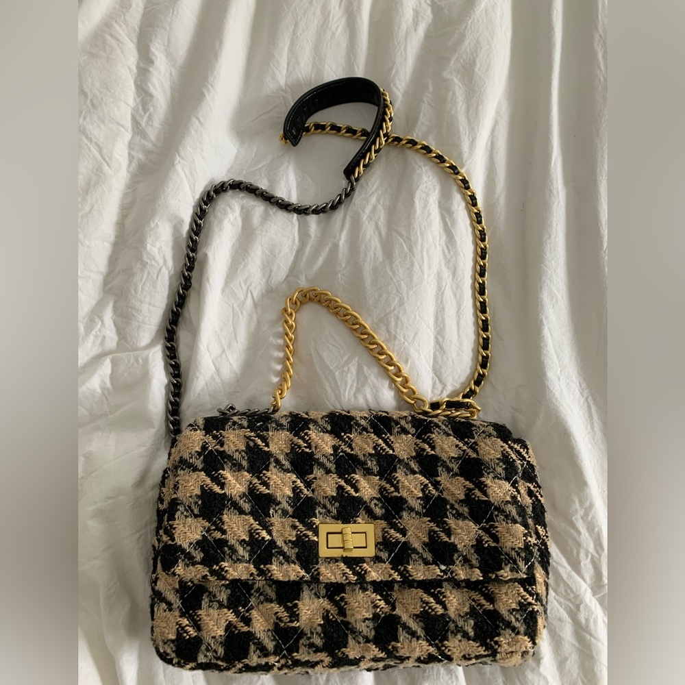 Patterned tweed textured handbag